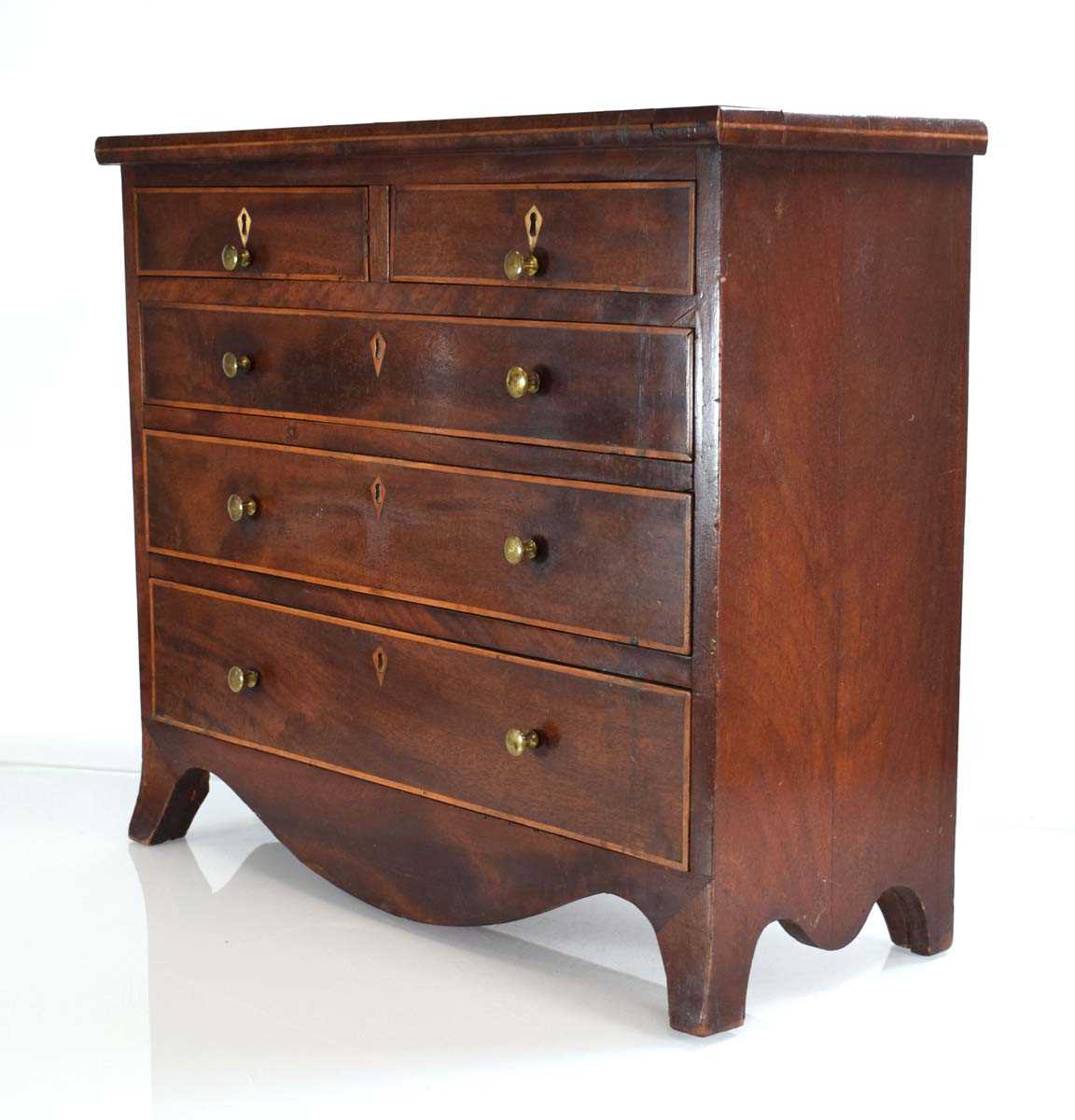 An 18th century oak and crossbanded table-top or miniature/apprentice chest of two short over two - Image 3 of 4