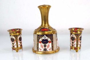 A Royal Crown Derby bell decorated in the 1128 pattern, h. 14 cm, together with a pair of