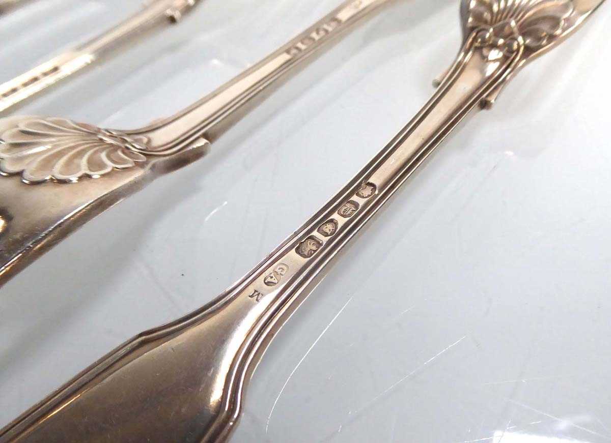 A set of six Victorian silver, fiddle, thread and shell end table forks, maker GA, London 1848, 19.6 - Image 3 of 3