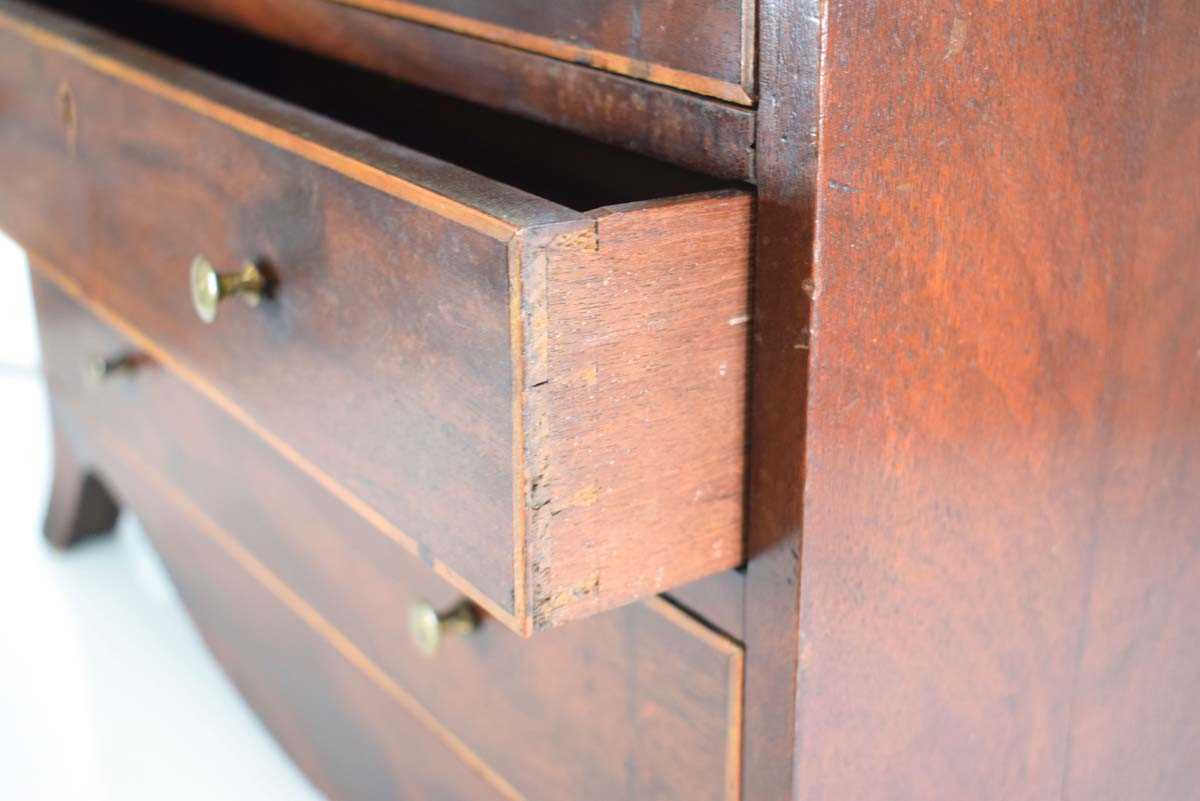 An 18th century oak and crossbanded table-top or miniature/apprentice chest of two short over two - Image 4 of 4