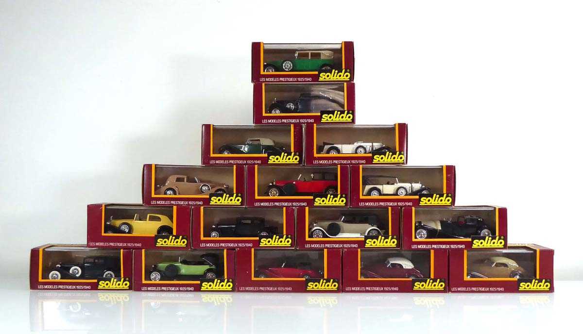 Twenty-three Solido Age d'Or and other models including Mercedes SS 1928, Panhard 1925, DelageD8 120