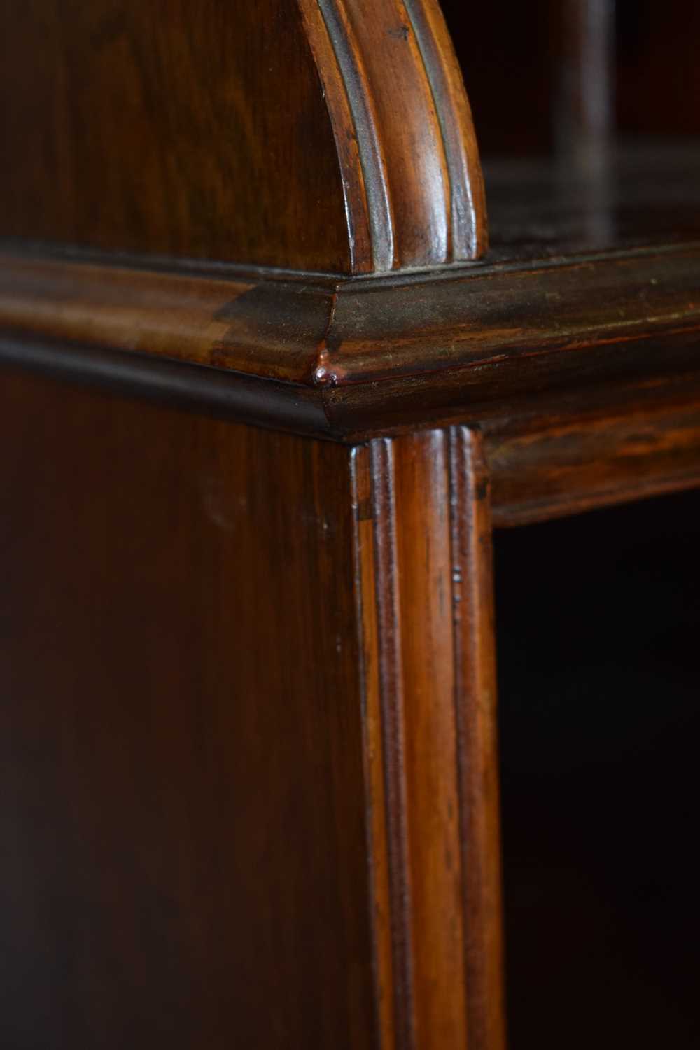 A late 19th/early 20th century rosewood music cabinet with vertical compartments over two shelves - Image 5 of 11