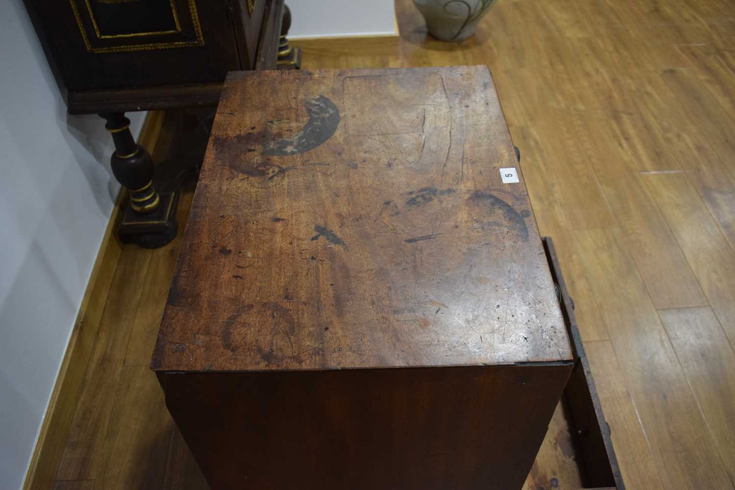 A Georgian mahogany chest of four long graduated drawers, marquetry work to the frieze, on bracket - Image 7 of 13