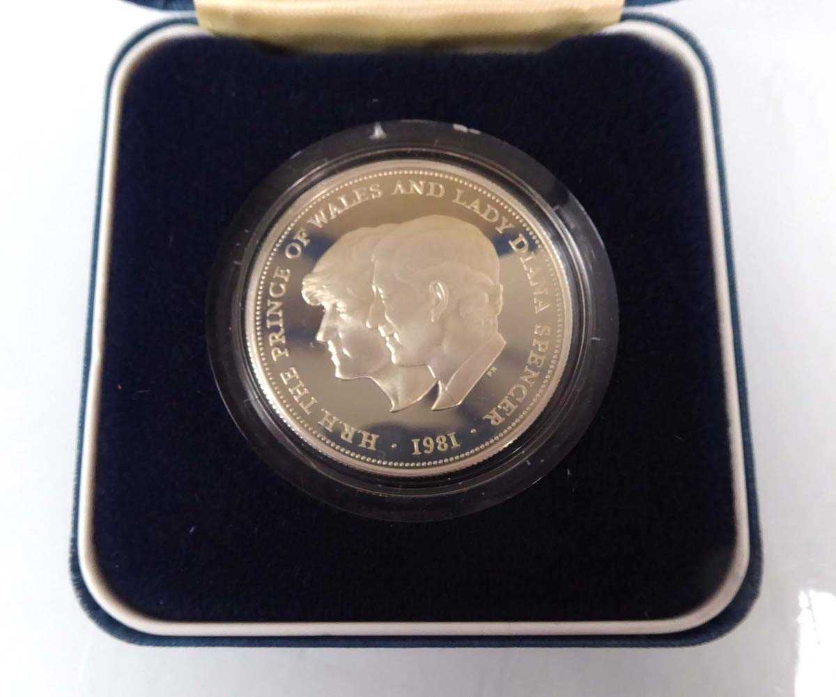 Three Royal Mint coins commemorating the Wedding of Prince Charles and Diana, the 1977 Silver - Image 4 of 6