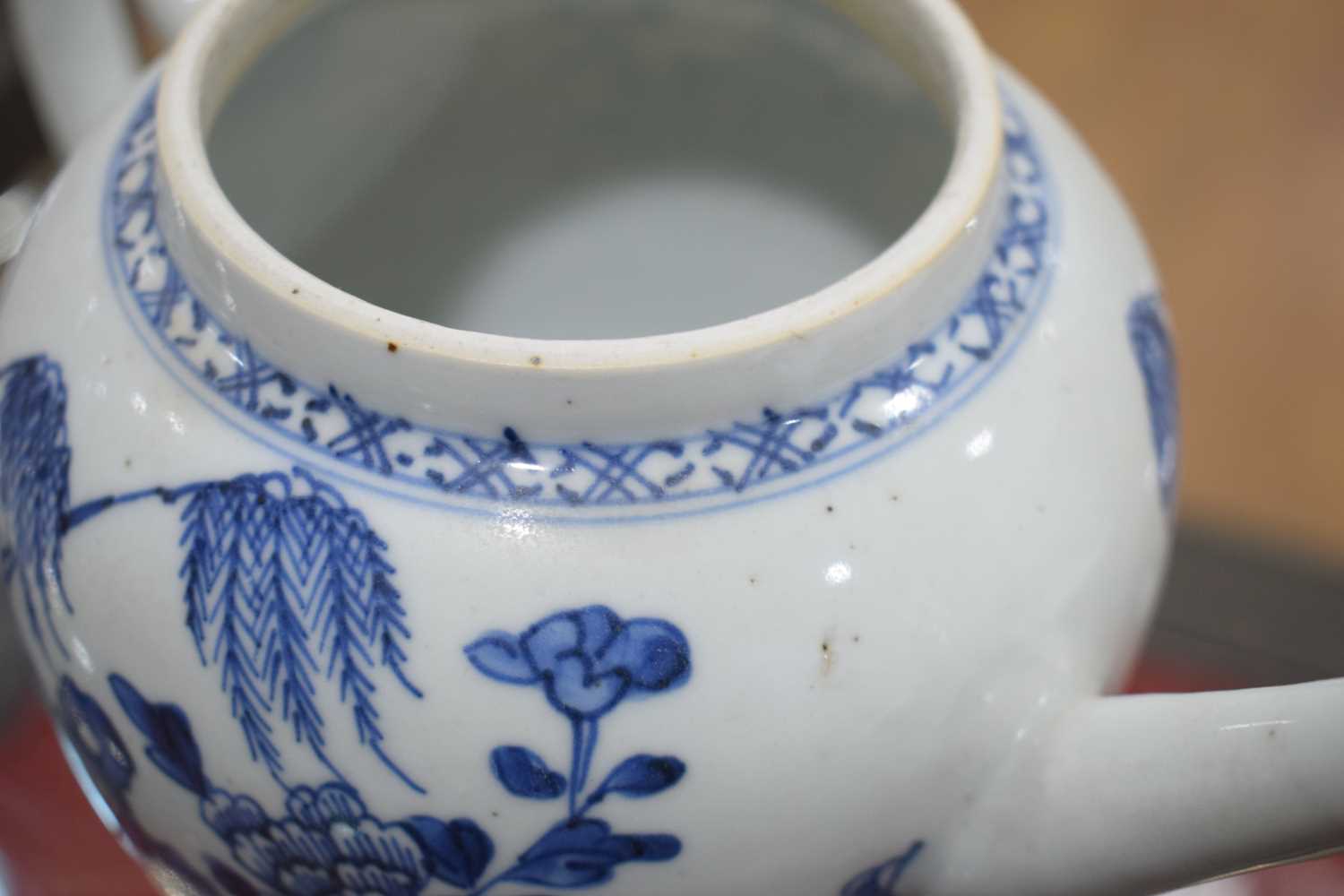 A Worcester blue and white coffee pot decorated in the Chinese manner, h. 17 cm, a Worcester blue - Image 11 of 21