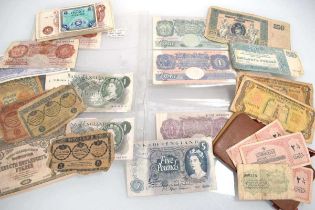 A collection of bank notes including Bank of England consecutive £1 one pound (W38M 085903,