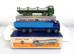 Two Dinky commercial models: 501 Foden diesel 8 wheel wagon and 905 Foden flat truck, both boxed (2)