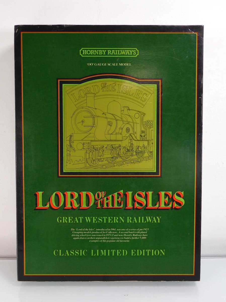 A Hornby R548 OO gauge Lord of the Isle set, boxed