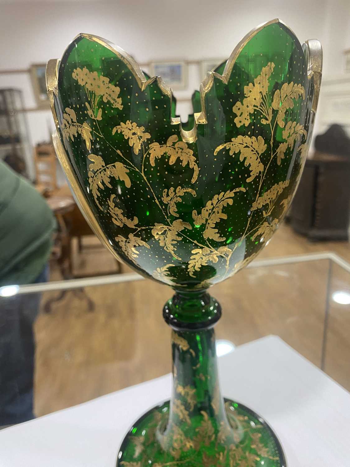 A Bohemian green glass vase of goblet form decorated with a pair of putti within a gilt fern - Image 6 of 26