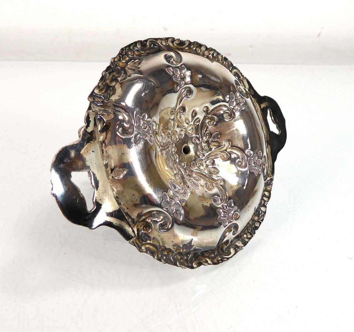 A late Victorian silver ring tree of naturalistic form, Deakin & Francis, Birmingham 1900, h. 6.5 - Image 4 of 4