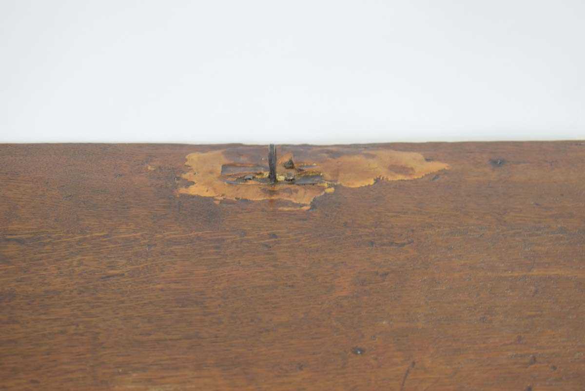 An oak clerk's desk, the sloped surface enclosing six drawers, on a later oak stand, 68 x 52 x 91 - Bild 6 aus 6