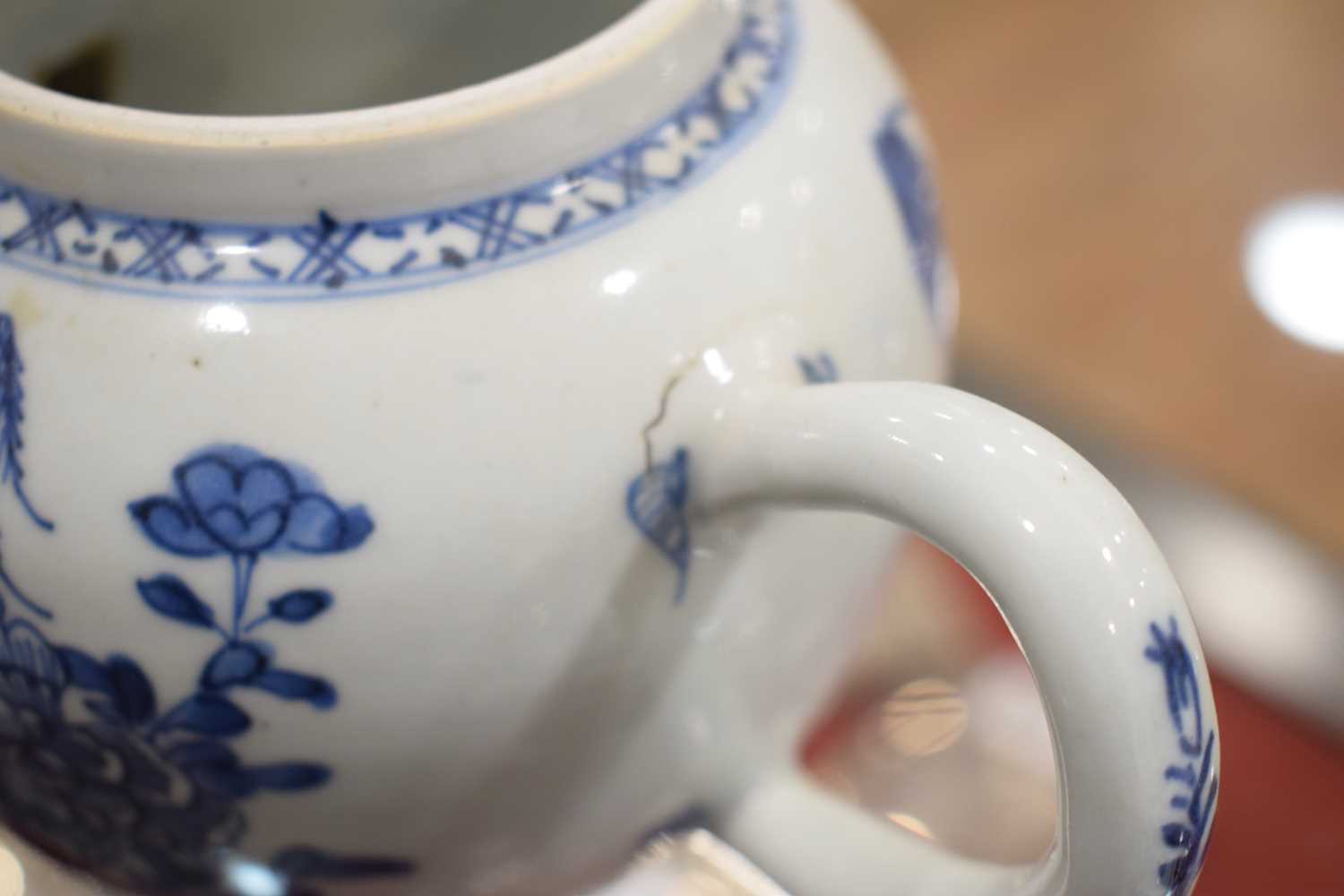 A Worcester blue and white coffee pot decorated in the Chinese manner, h. 17 cm, a Worcester blue - Image 3 of 21