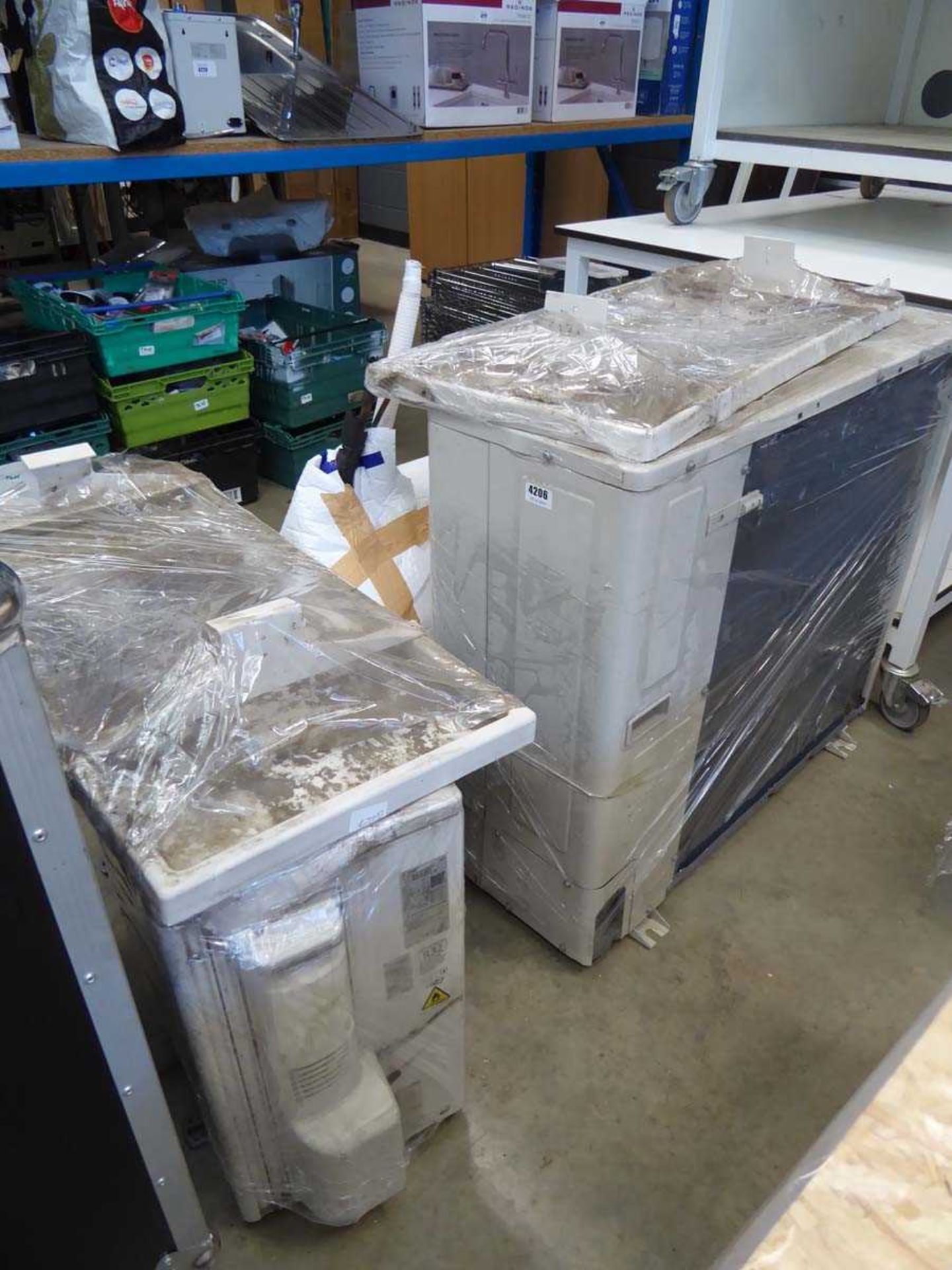 Two used air conditioning units - Image 3 of 3