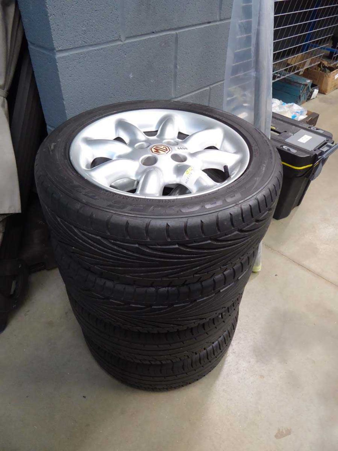 4 MG alloy wheels and tyres (15 inch)