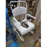 +VAT Commode seat