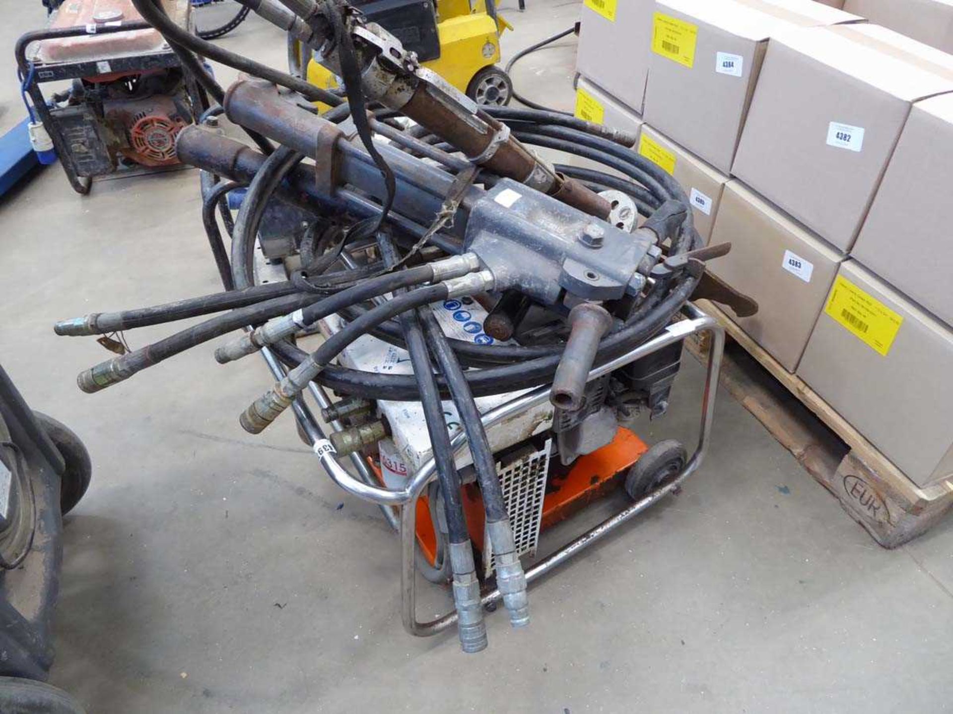 Petrol powered breaker unit with 2 breaking heads and hydraulic clamp - Image 2 of 2