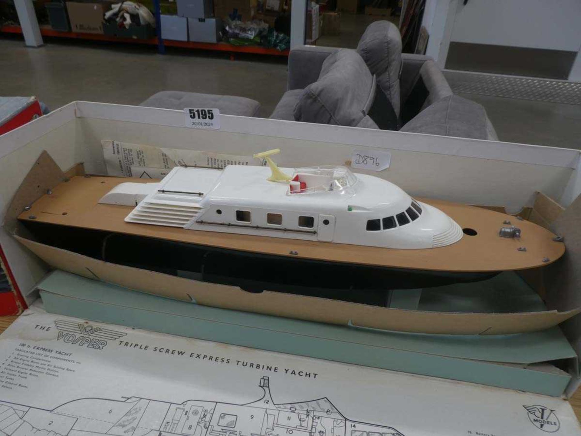 Vosper model Express yacht - Image 2 of 3