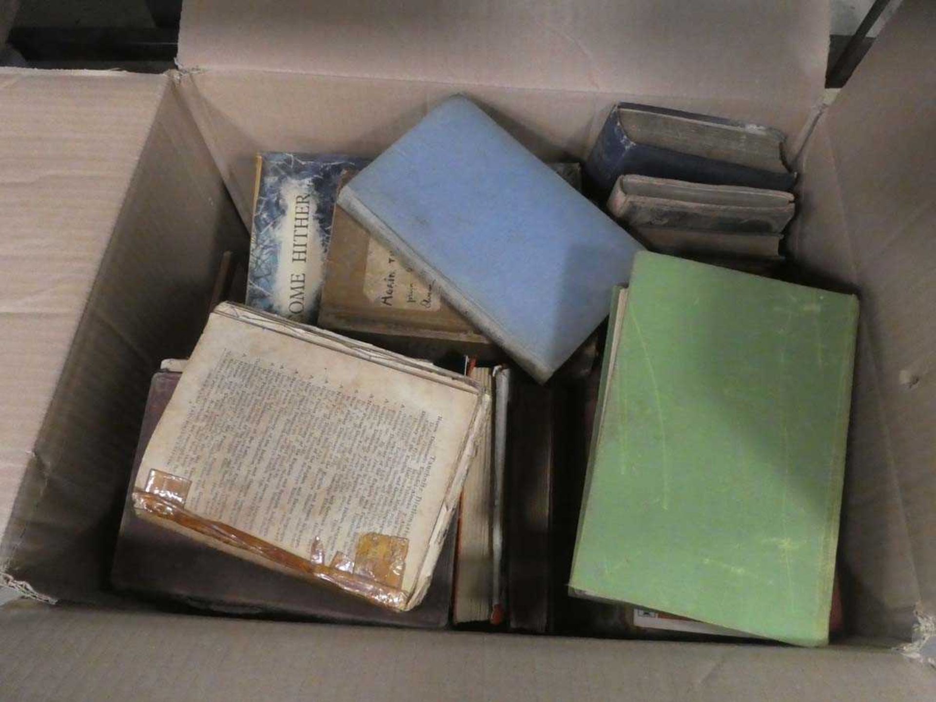 Box containing quantity of reference books and novels incl. British authors, Birmingham Post