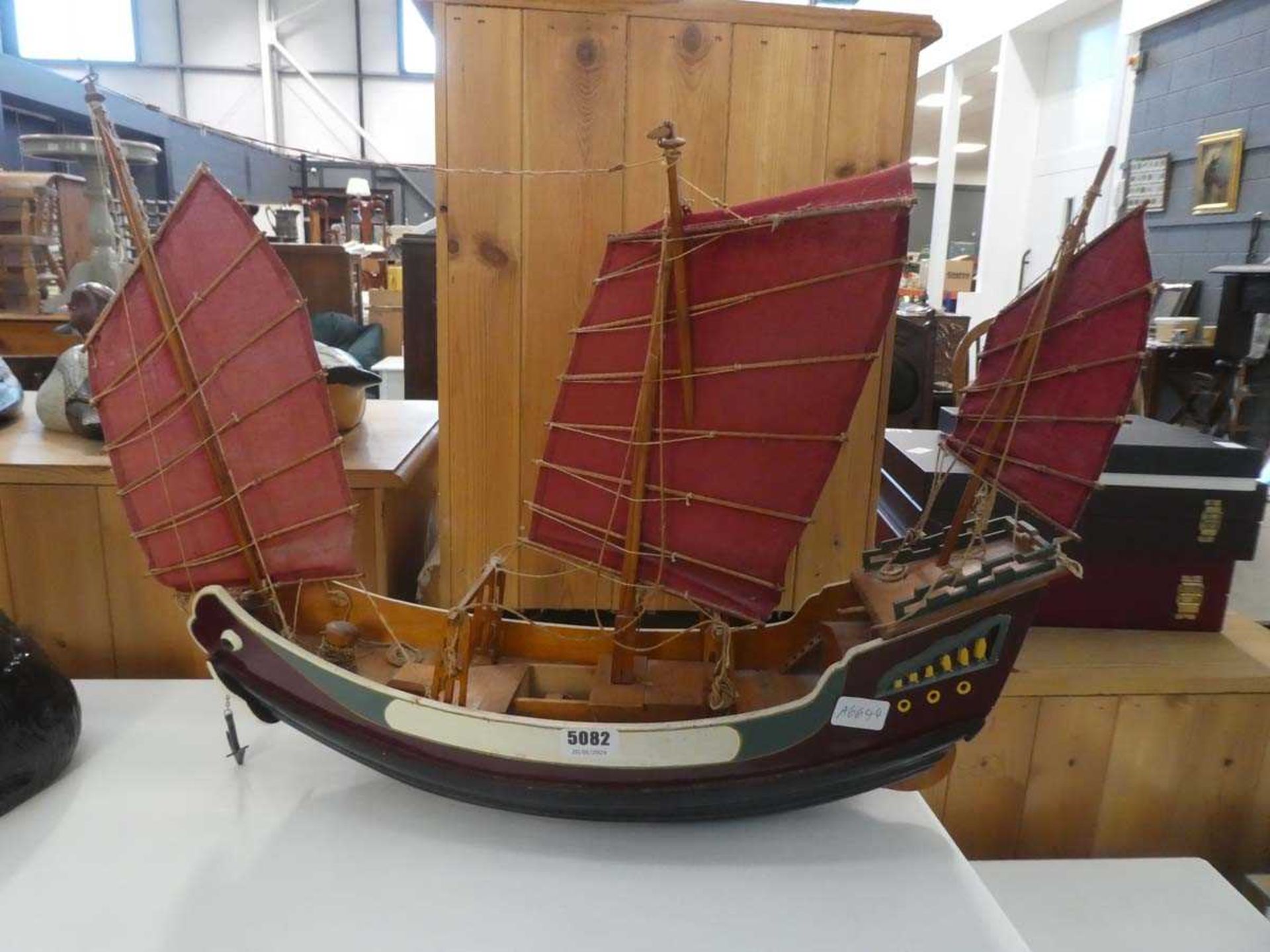 Model of a Chinese junk