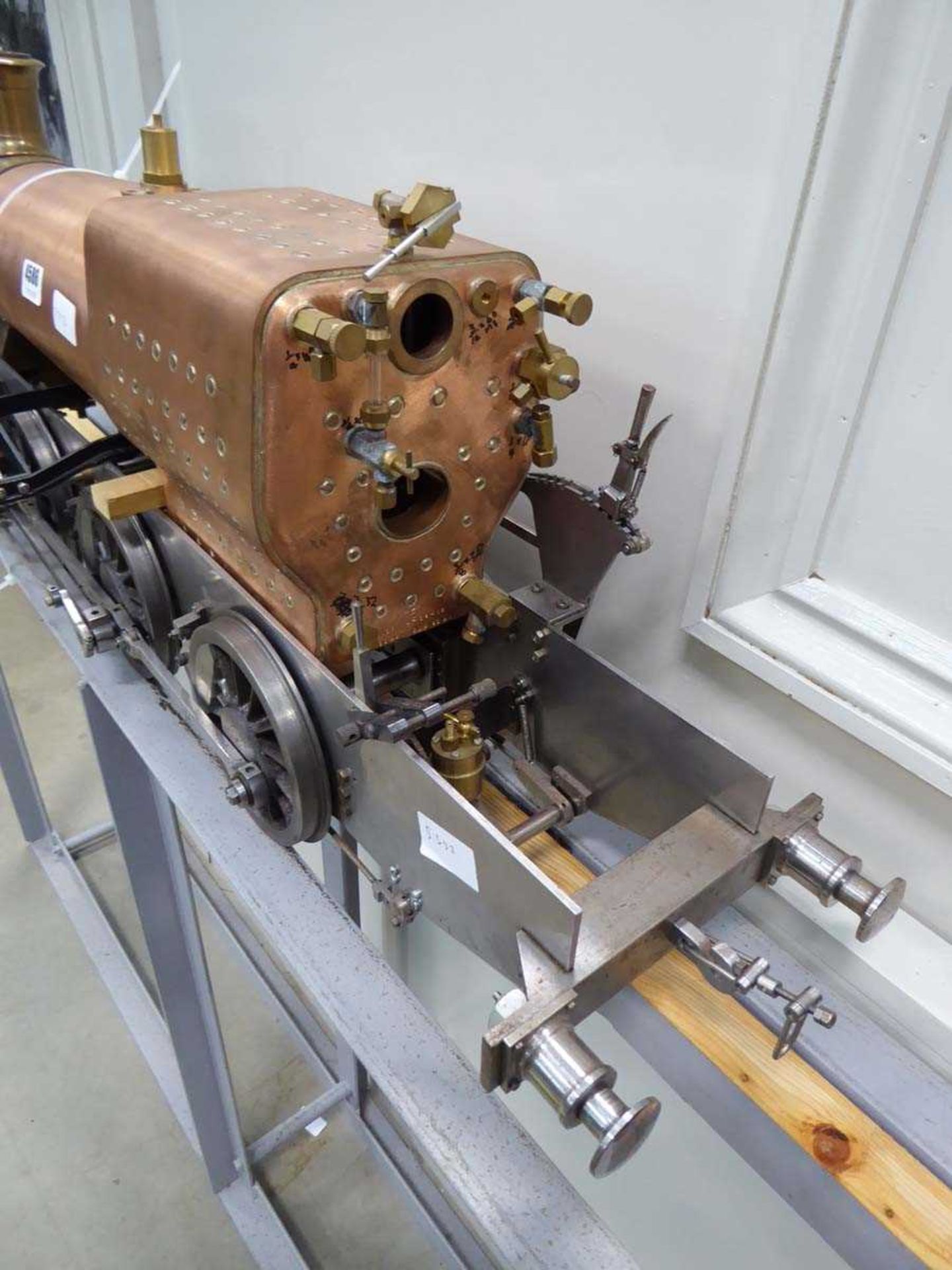 Copper model steam engine with stand - Image 3 of 4