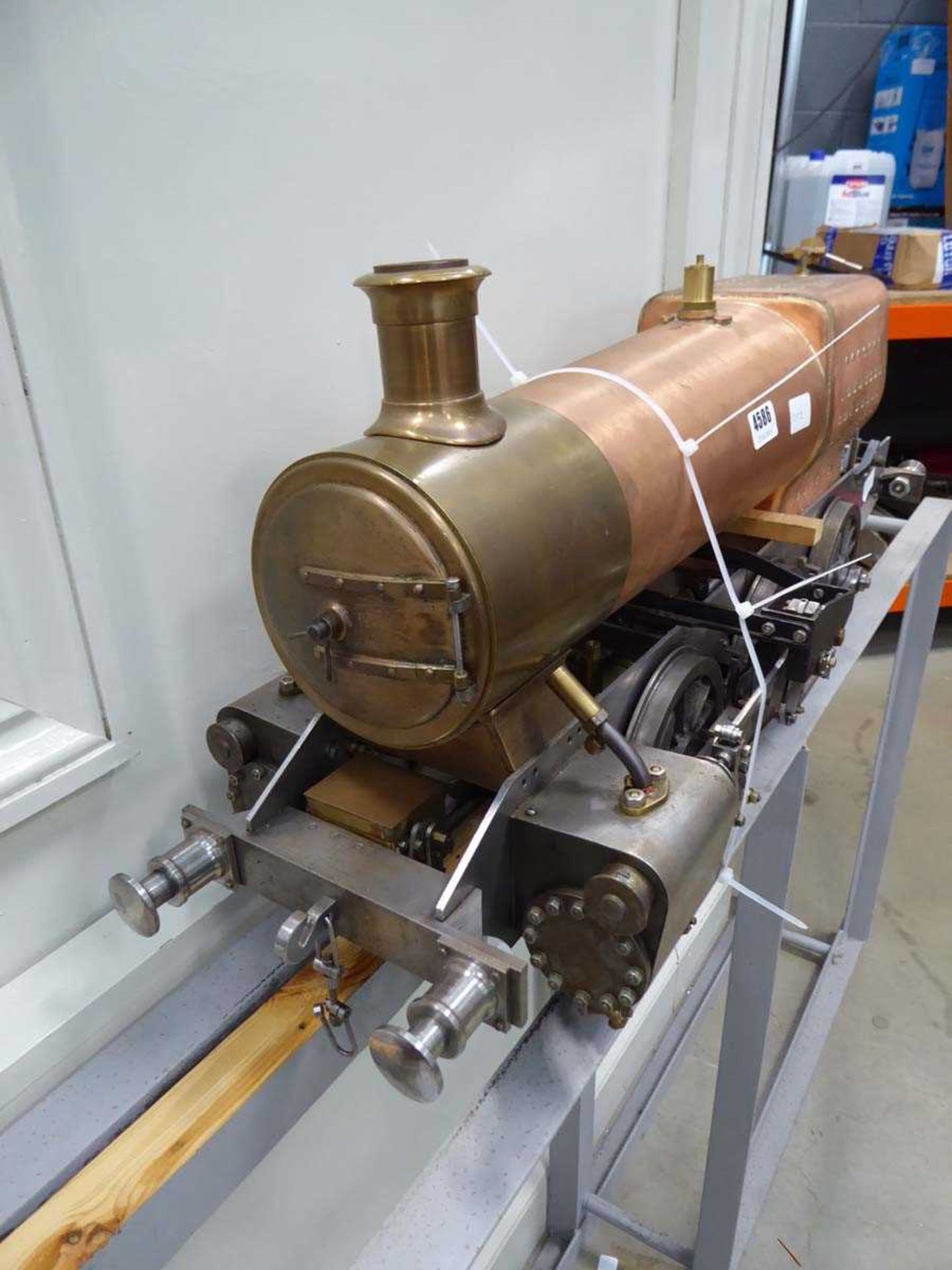 Copper model steam engine with stand - Image 4 of 4