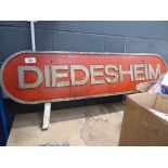 +VAT Metal Diedeshem sign