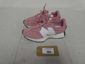 +VAT Unboxed pair of womens New Balance trainers in pink and white (size 7.5)