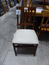 +VAT Single folding dining chair
