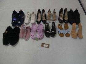 +VAT 12 x Pairs of shoes in various styles and sizes to include Crocs, Debenhams, Sketchers, etc