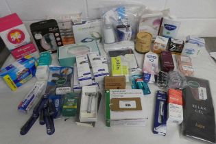 +VAT Collection of self care items incl. 2 boxes of bamboo pads, cordless heating pad, ear