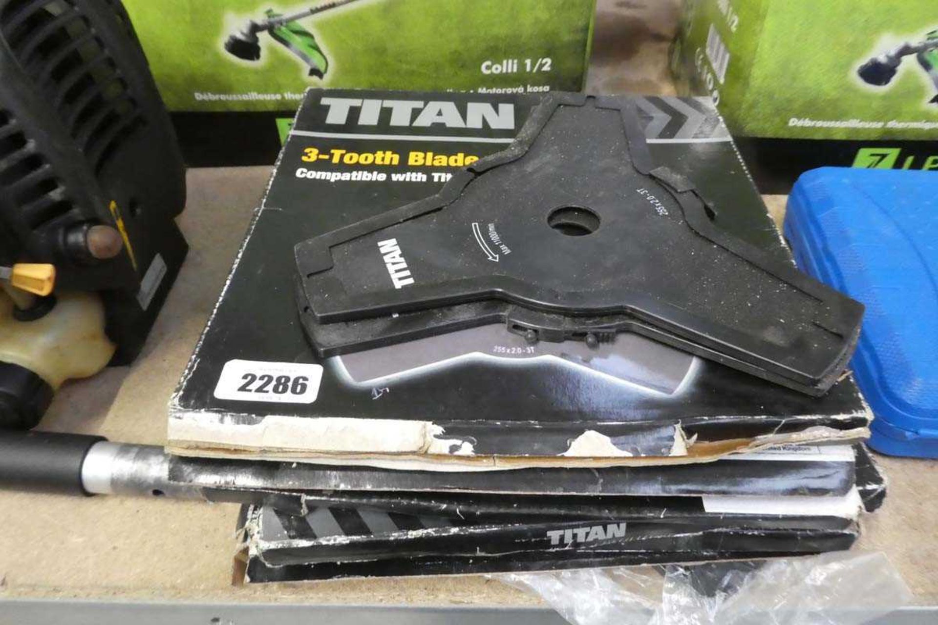 9 Titan 3 tooth blades