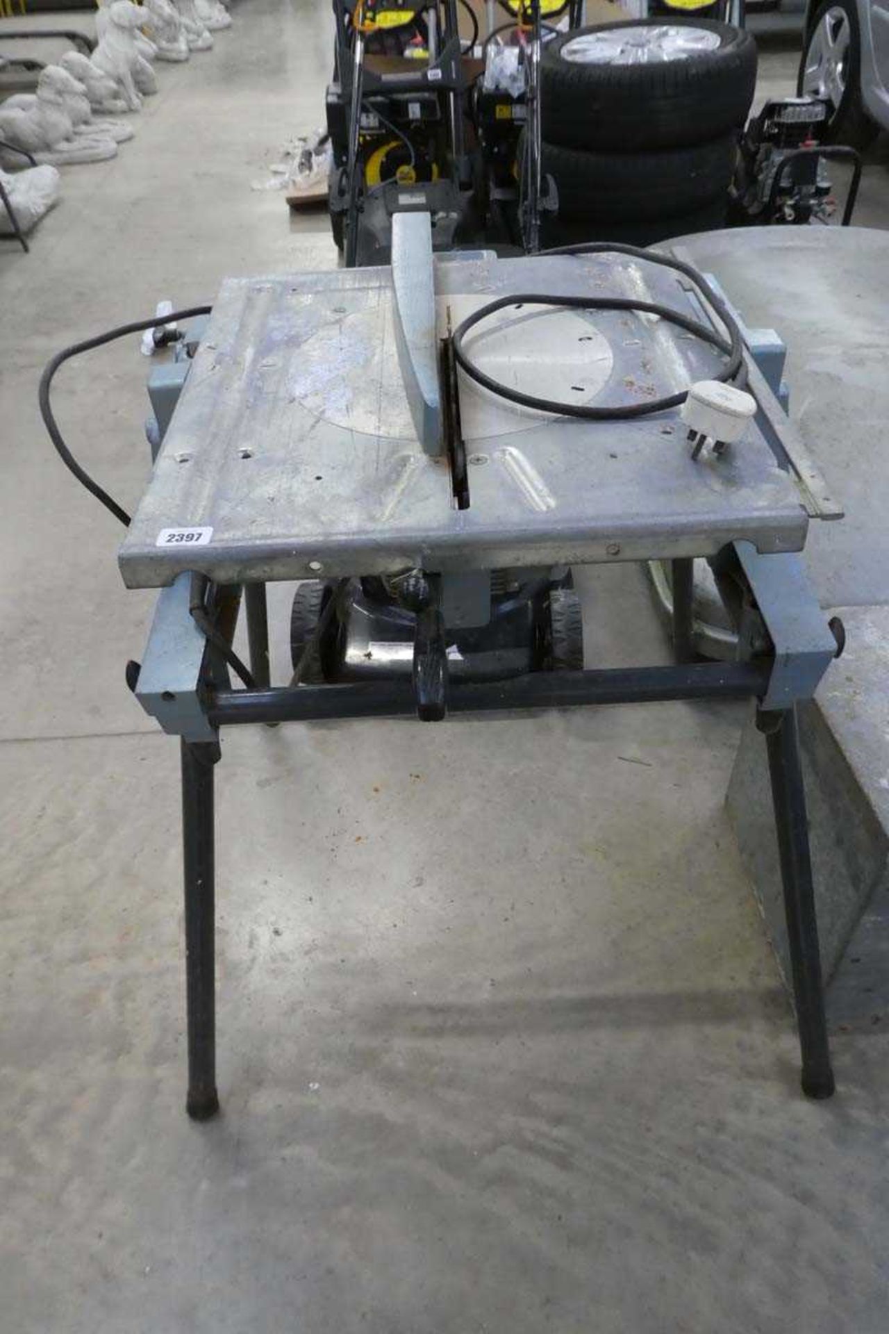 240V table saw on stand
