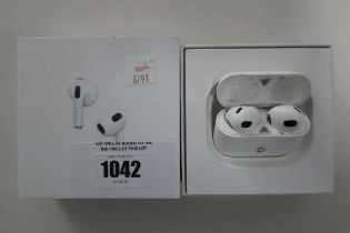 +VAT Apple AirPods (3rd Generation) with charging case and cable in box (MME73ZM/A)