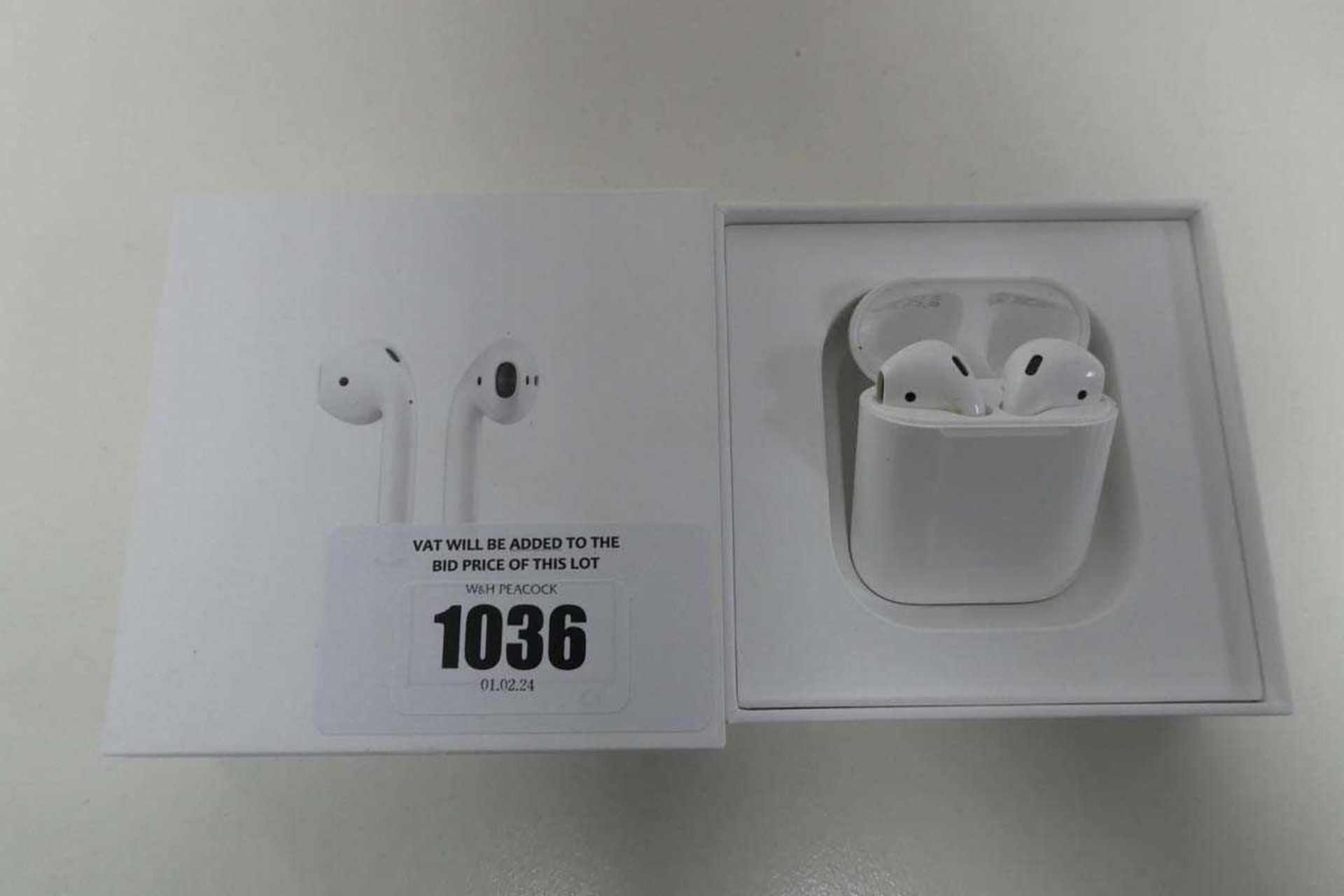 +VAT Apple AirPods with charging case and cable in box (MV7N2ZM/A)