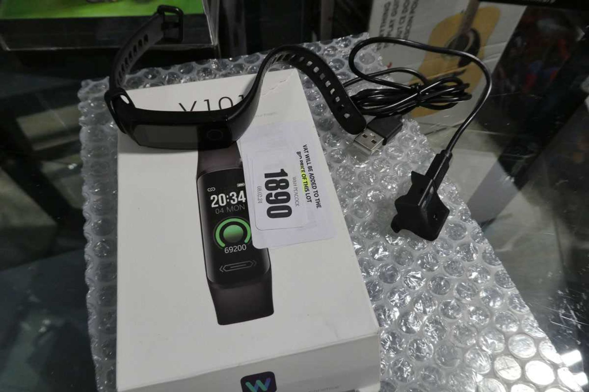 +VAT 2 smart watches to include Honar and one unbranded V101 watch