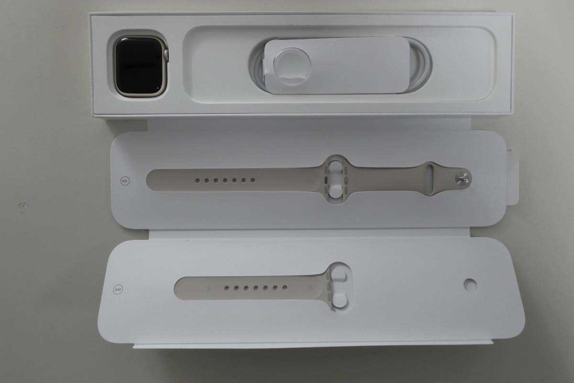 +VAT Boxed Apple Watch Series 8, 41mm in starlight aluminium with starlight sport band (MNP63B/A)