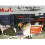 +VAT Boxed Tefal Pro Express Protect iron