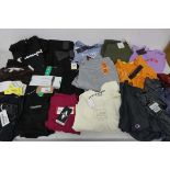 +VAT Approx. 20 items of clothing incl. Levi's, Jack Wills, Champion, Replay, Skechers, DKNY, etc.