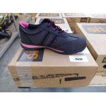 +VAT Boxed Site ladies leather work trainers (size 5)