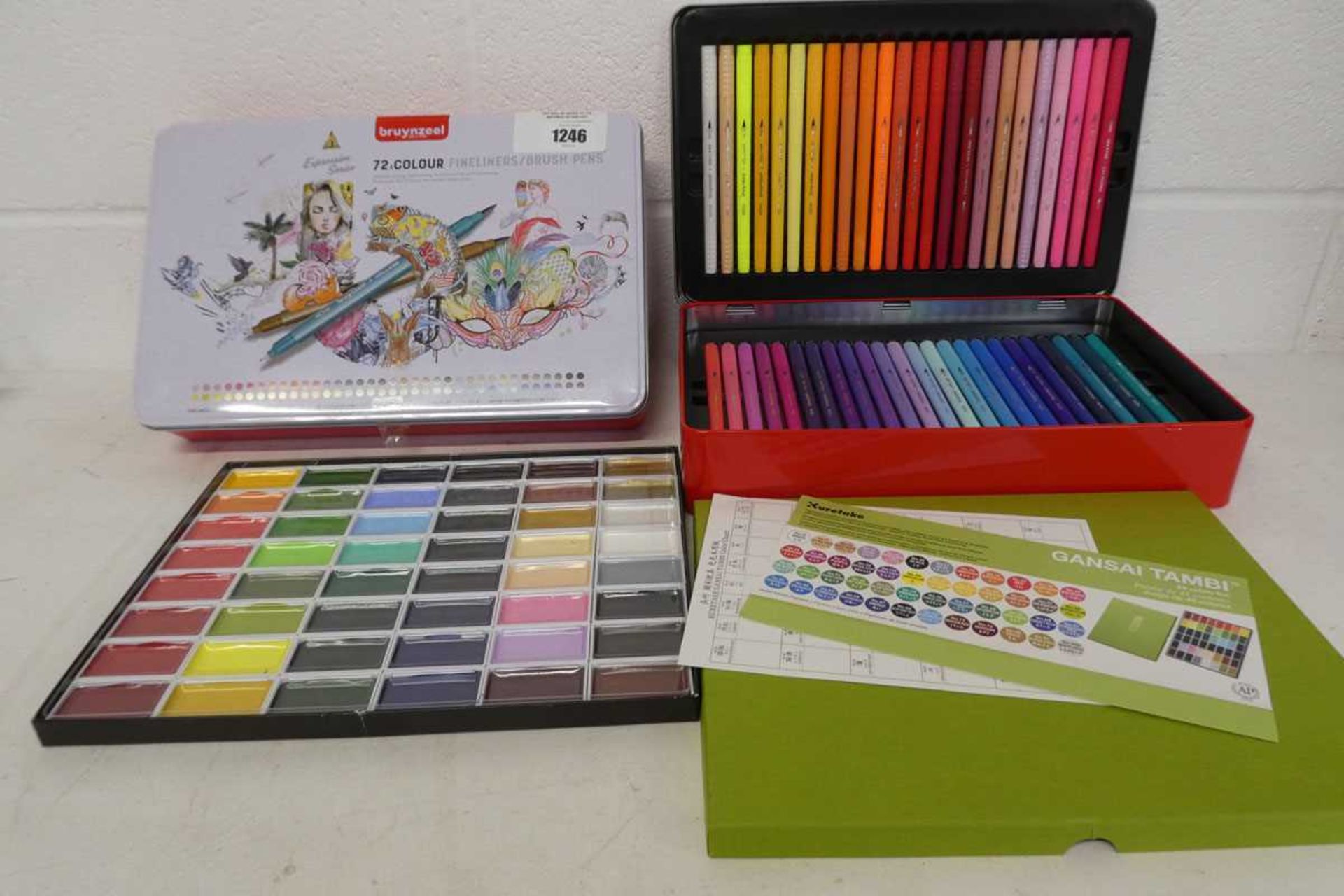 +VAT 2 X Bruynzeel 72 colour fineliners / brush pen sets together with Gansai Tambi 48 colour