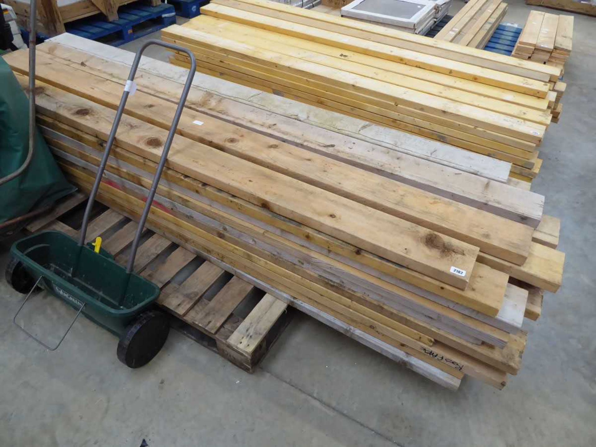 Pallet containing approx. 40 lengths of approx. 7.8' timber lengths