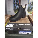 +VAT Boxed pair of Weatherproof ladies boots in black (size UK 5)