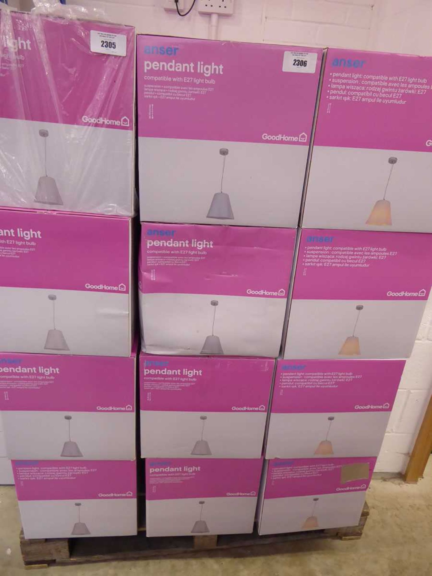 +VAT 9 boxed Anser hanging pedant lights