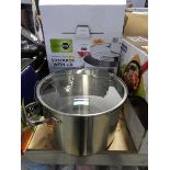 +VAT 2 GreenPan stockpots with lids - 1 boxed, 1 unboxed