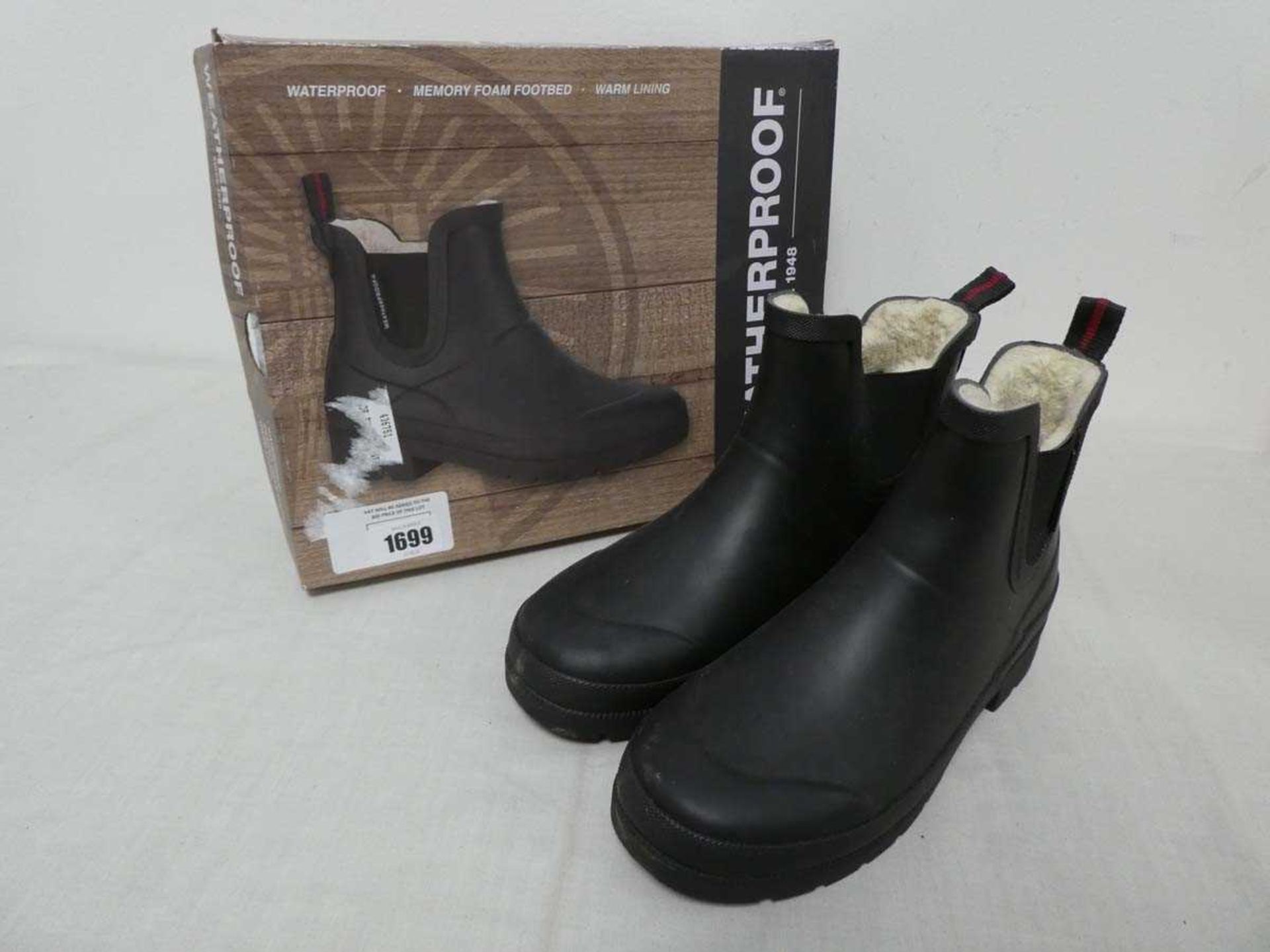 +VAT Boxed pair of womens weatherproof sock-lined ankle wellies in black (size 6)