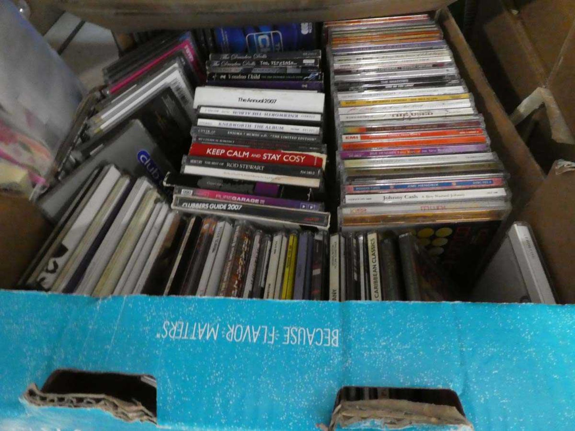 1 tray and 1 cardboard box of various music CD's - Image 2 of 2
