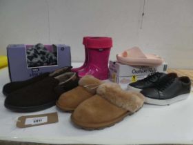 +VAT 6 x Pairs of shoes in various styles to include Deer Foams, Totes, Term, 32 Degree Cool,