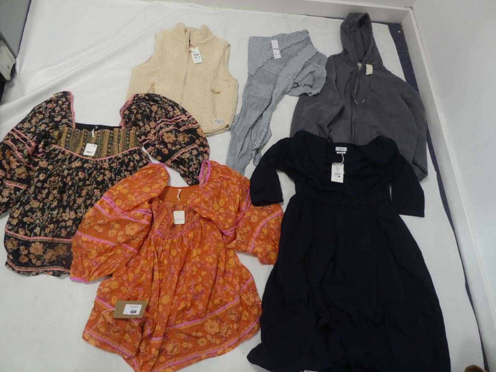 +VAT Selection of clothing to include Urban Outfitters, Toast, BDG and Free People