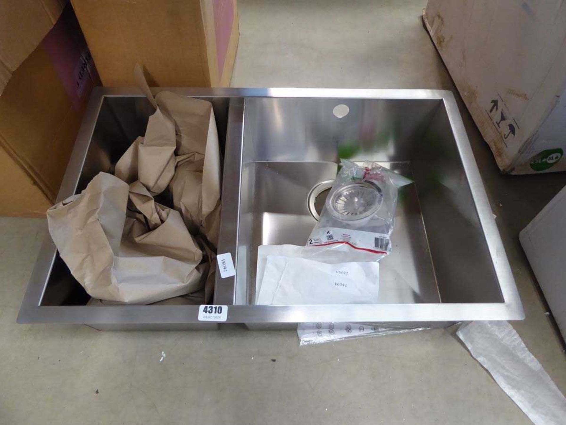 1.5 bowl stainless steel sink