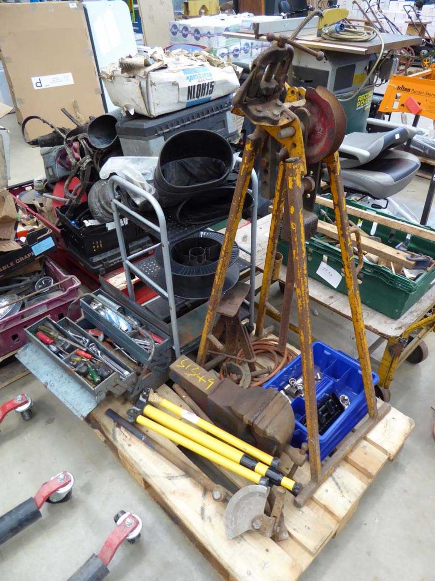 +VAT Pallet of assorted tools inc. pipe vice, large Record vice, small trolley, toolbox,